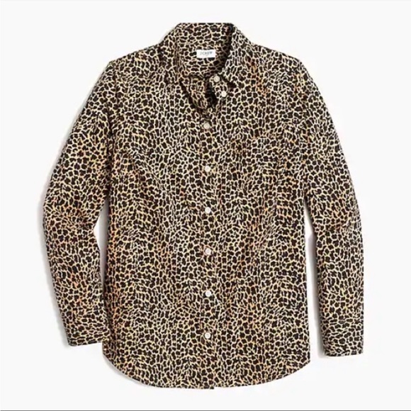 J. Crew Factory Poplin
Leopard Long Sleeve Collared
Signature Fit Small - Picture 9 of 9
